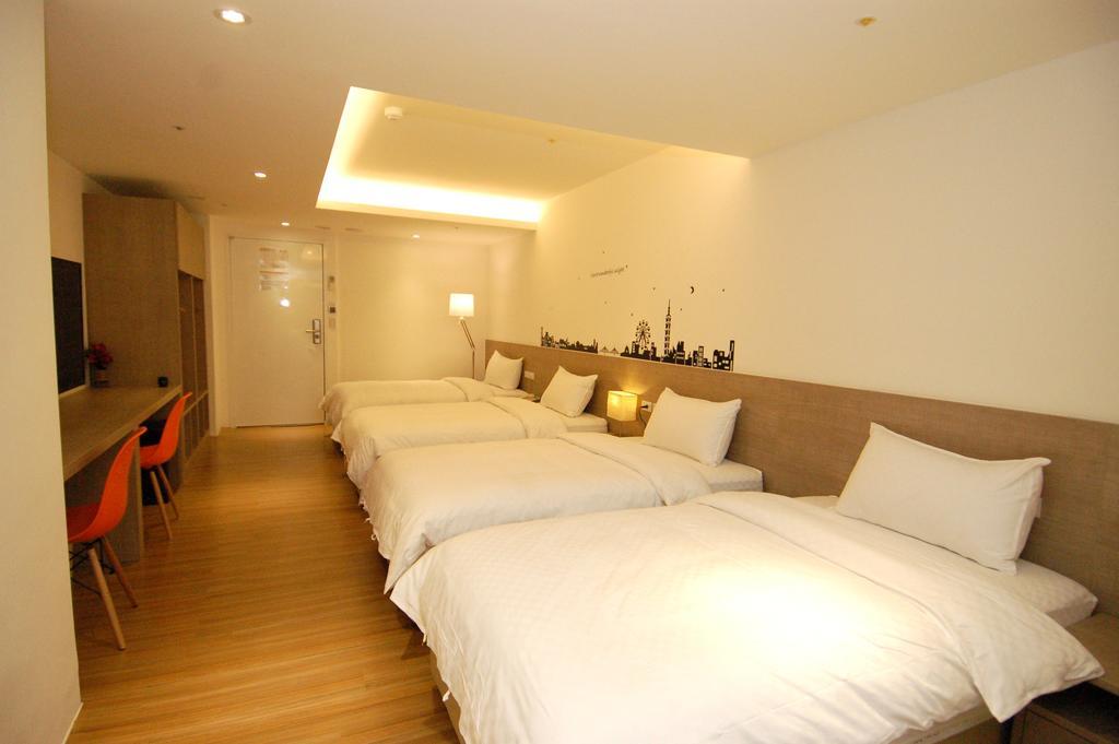 Season 5 Inn Luodong Zimmer foto
